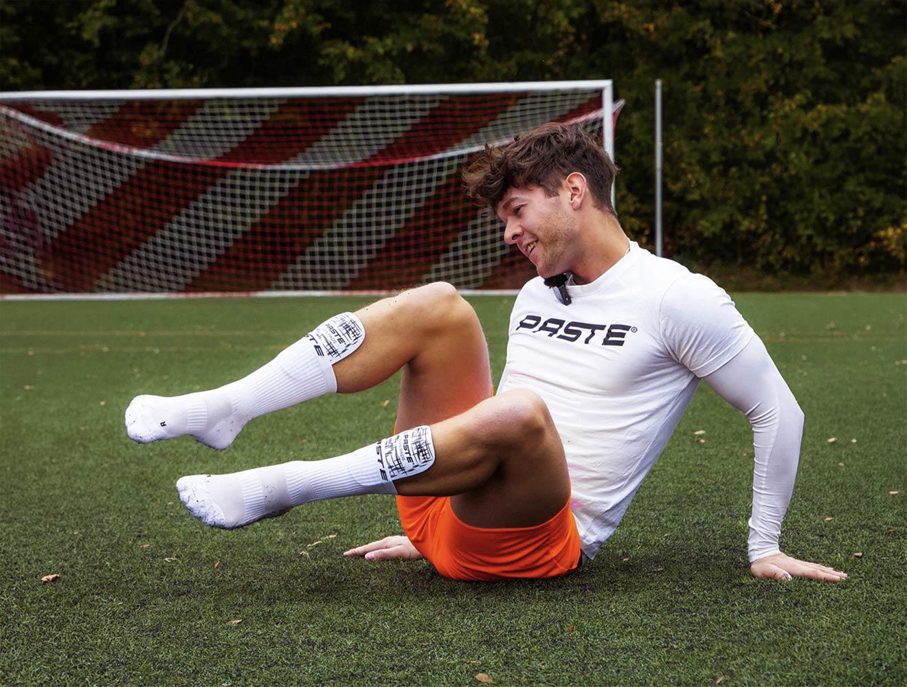 PASTE Shin Pads Schienbeinschoner für Sport und Training.